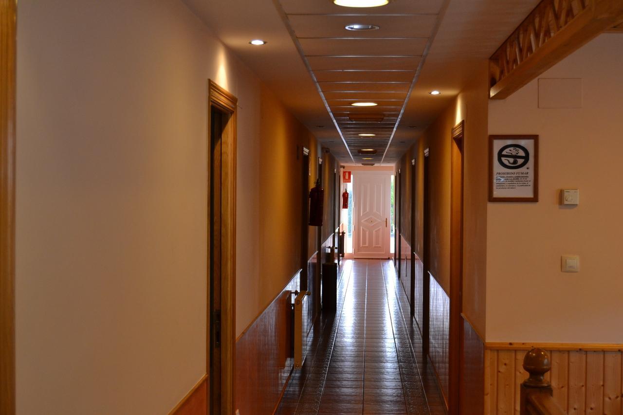 Hotel Restaurante Las Camelias Jarrio Extérieur photo