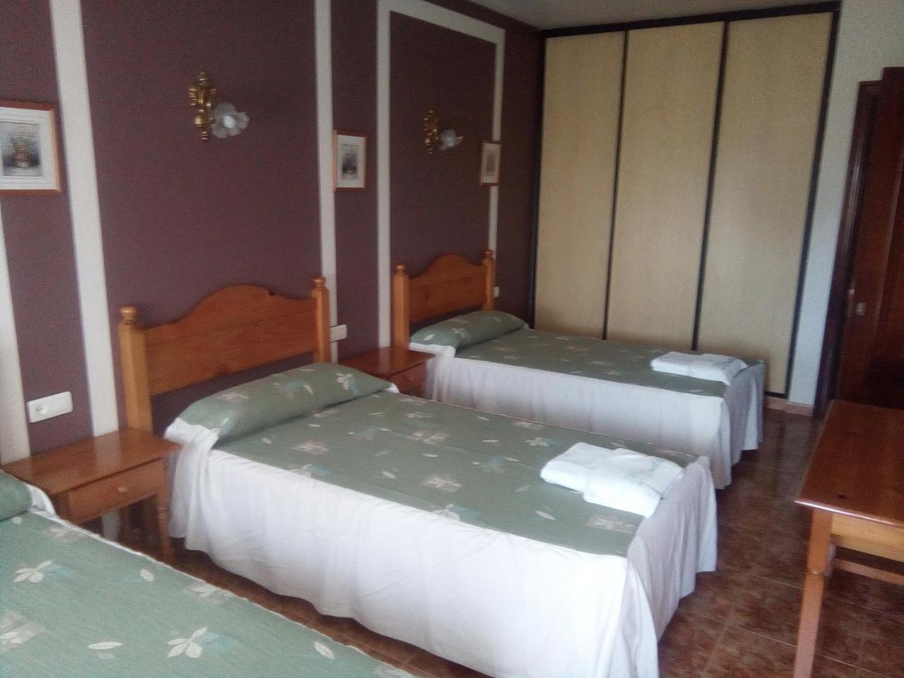 Hotel Restaurante Las Camelias Jarrio Extérieur photo